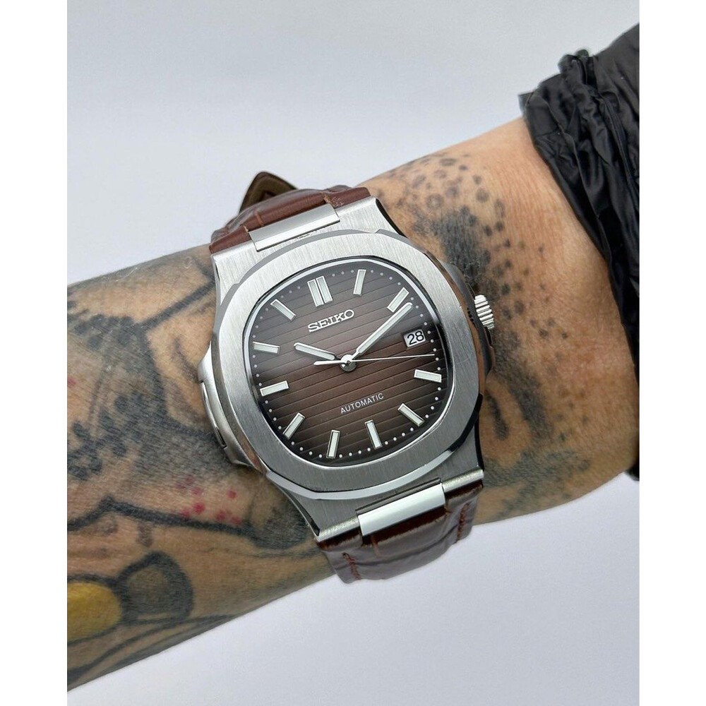 Custom Seiko Mod • Brown Vignette Nautilus on Leather Strap • 40mm